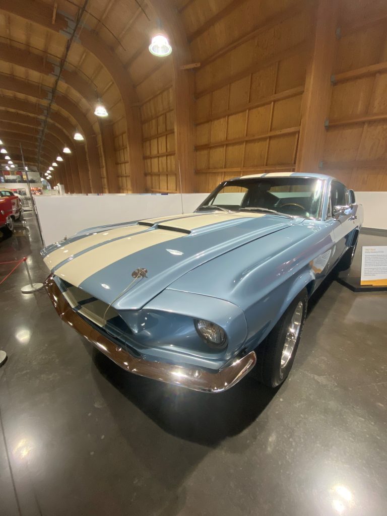QR auto show boards Ford Shelby Mustang GT500