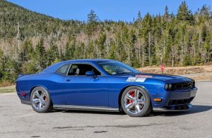 QR auto show boards Saleen 570x Challenger
